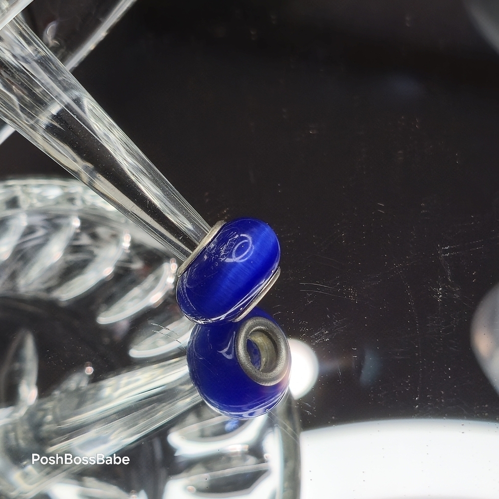 Metal core center glass bead fits pandora type bracelets blue cats eye